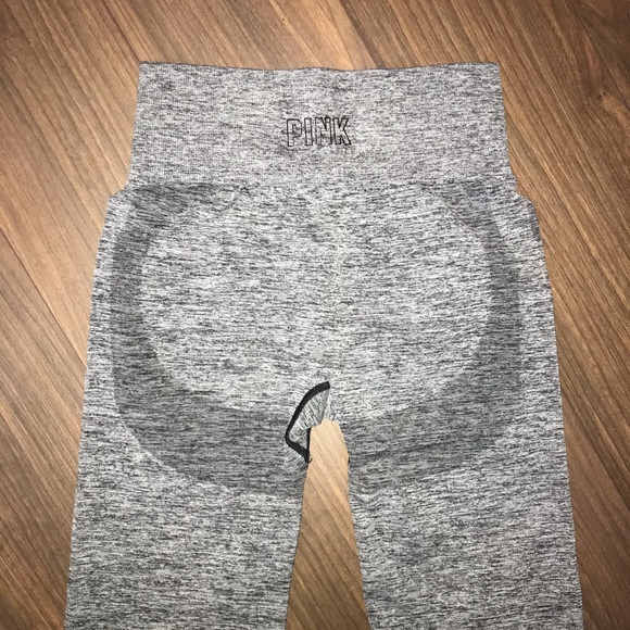 VS PINK Seamless Leggings - Picture 3 of 5